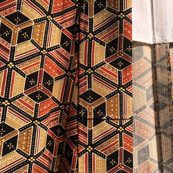 Vintage Japanese Kimono Silk Mix Kikko Mon Pattern Kimono - Close up